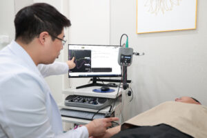 Read more about the article 고색동정형외과, 목 통증과 손 저림이 함께 나타난다면