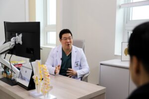 Read more about the article 화서역거북목, 목과 어깨가 자주 뻐근하다면 자세부터 확인해보세요